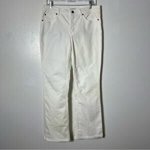 Jones New York Jeans, Size 10 Short. Mercer Bootcut. In excellent condition!